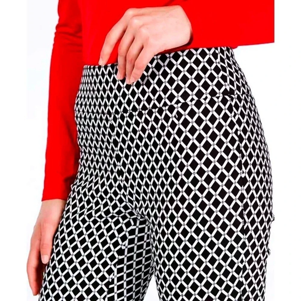 INC International Concepts~Skinny Pants~Size‎ 4~Black White Diamond Grid/Stretch